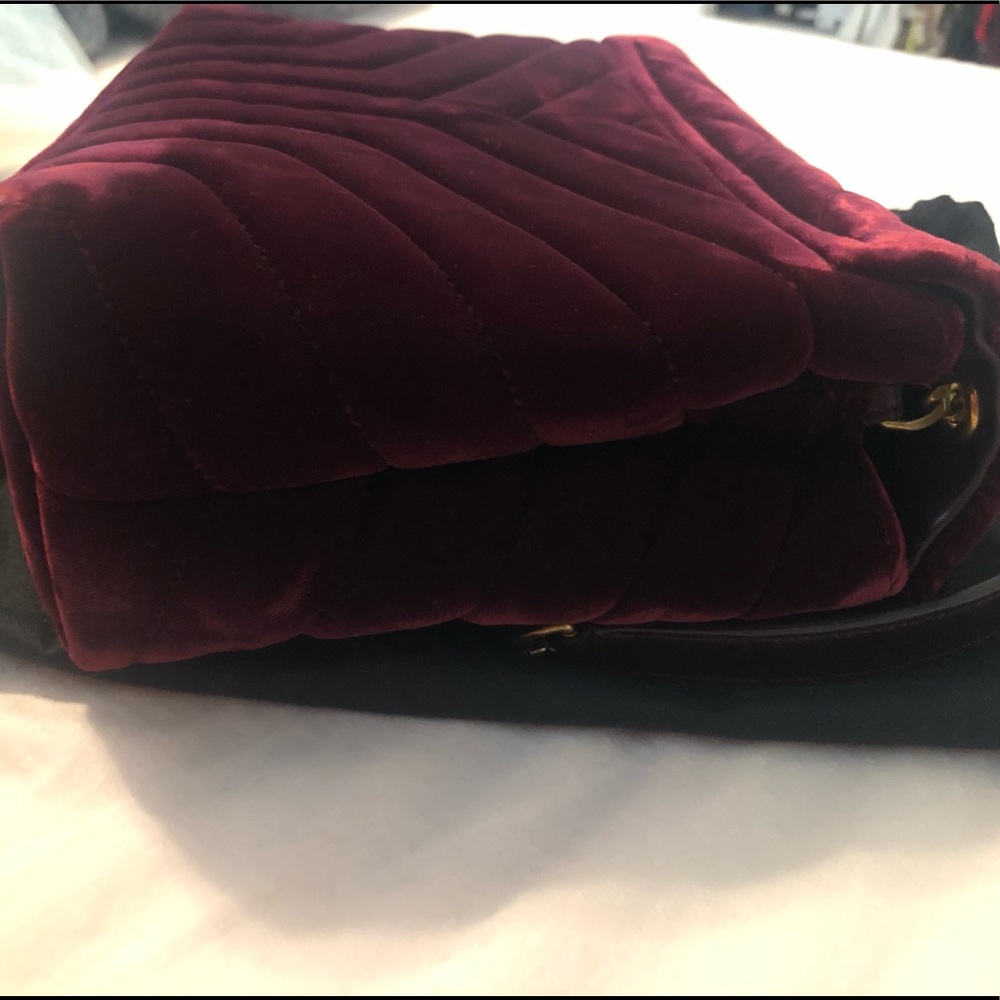YSL Velvet Purse - Picture 6 of 7